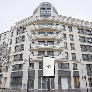**** Apartmanhotel Yuna Porte-maillot - Franciaország